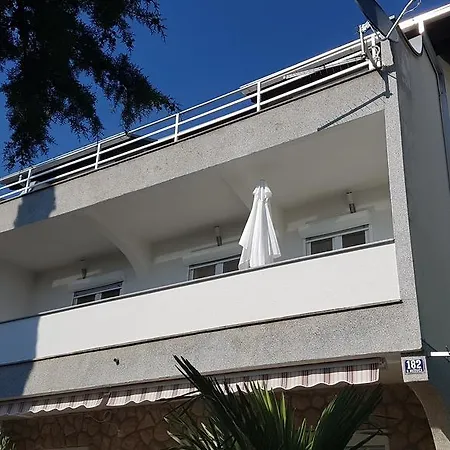 Appartement Mariva *