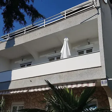 Mariva Appartement Dramalj
